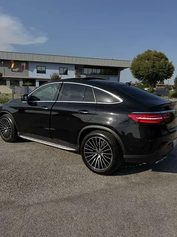 Usata Mercedes GLE350 258 CV (189 kW) 2019 Nero SUV