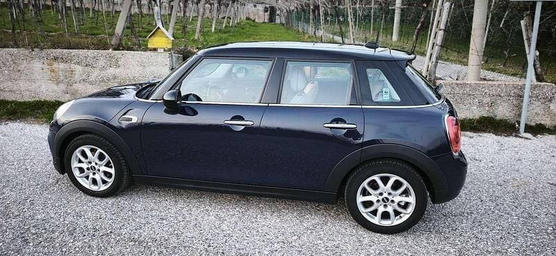 Usata Mini Cooper D Business 116 CV (85 kW) 2018 Utilitaria