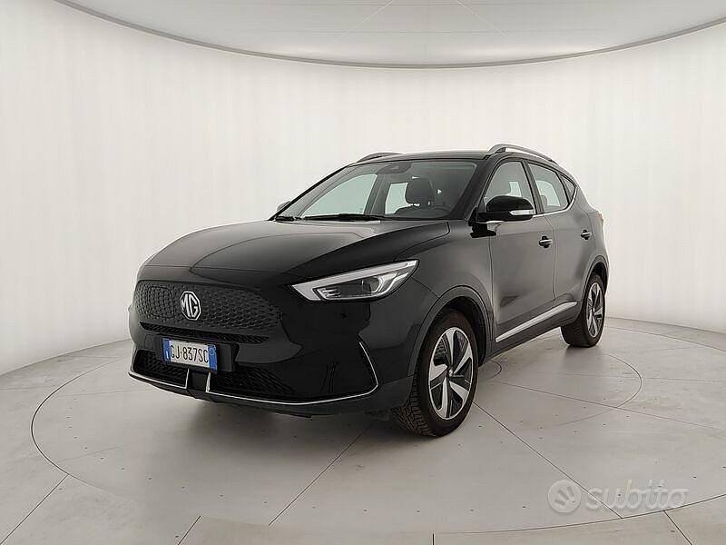 Nero Usata 2022 MG ZS Comfort Tre volumi | 17.900 € (Cara) - Immagine 1/4