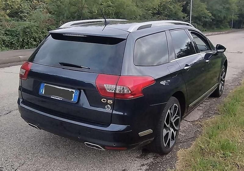 Usata Citroën C5 181 CV (133 kW) 2018 Blu/azzurro Station wagon