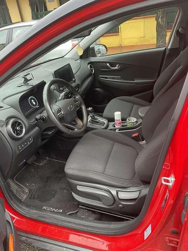 Usata Hyundai Kona 105 CV (77 kW) 2021 Rosso SUV