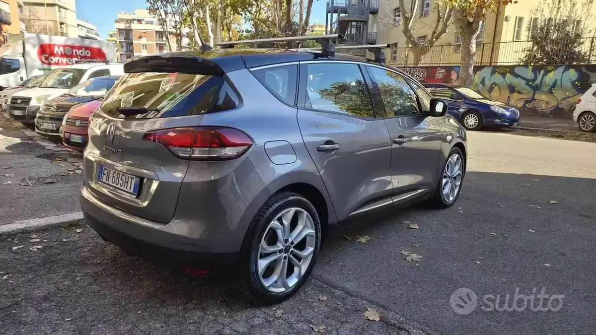 Usata Renault Scénic IV 110 CV (80 kW) 2018 Grigio Monovolume