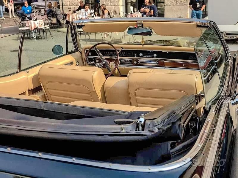 Usata Buick Electra 225 1960 Nero Cabrio