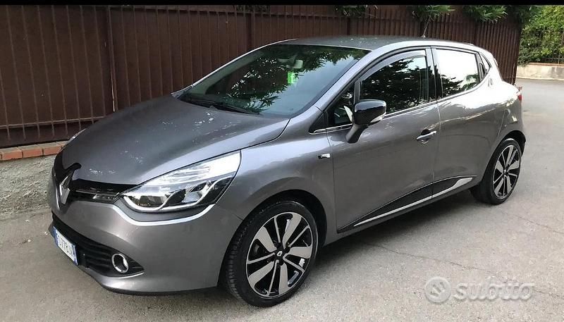 Usata Renault Clio IV 90 CV (66 kW) 2016 Grigio Berlina
