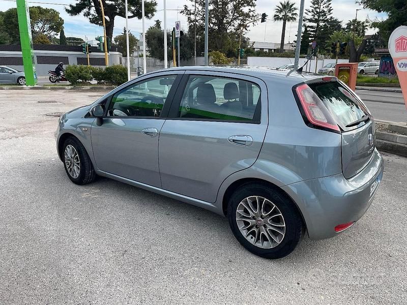 Usata Fiat Punto 2012 Grigio Berlina