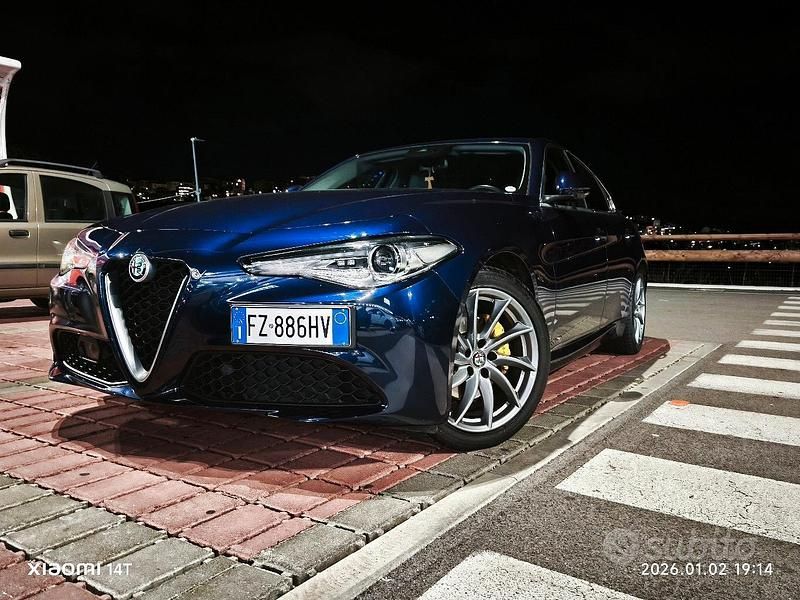 Usata Alfa Romeo Giulia Lusso 190 CV (139 kW) 2019 Blu Berlina