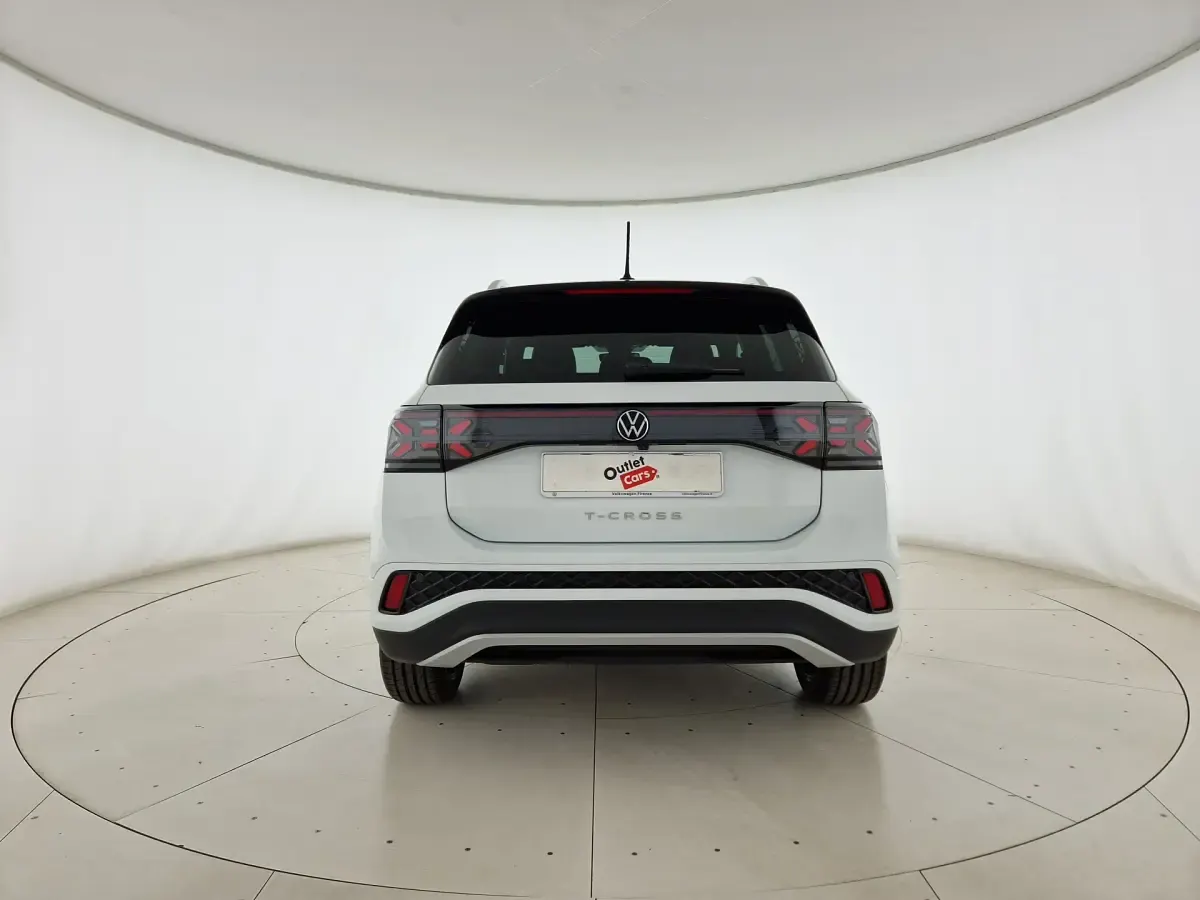 Usata VW T-Cross R-line Plus 116 CV (85 kW) 2025 Pure white SUV