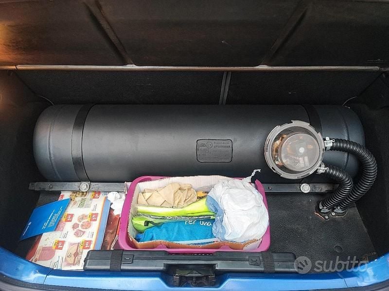 Usata Peugeot 106 60 CV (44 kW) 1998 Blu Utilitaria