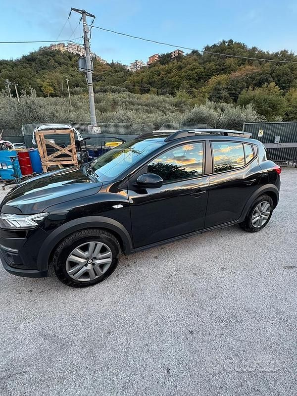 Usata Dacia Sandero Stepway 101 CV (74 kW) 2021 Nero Berlina