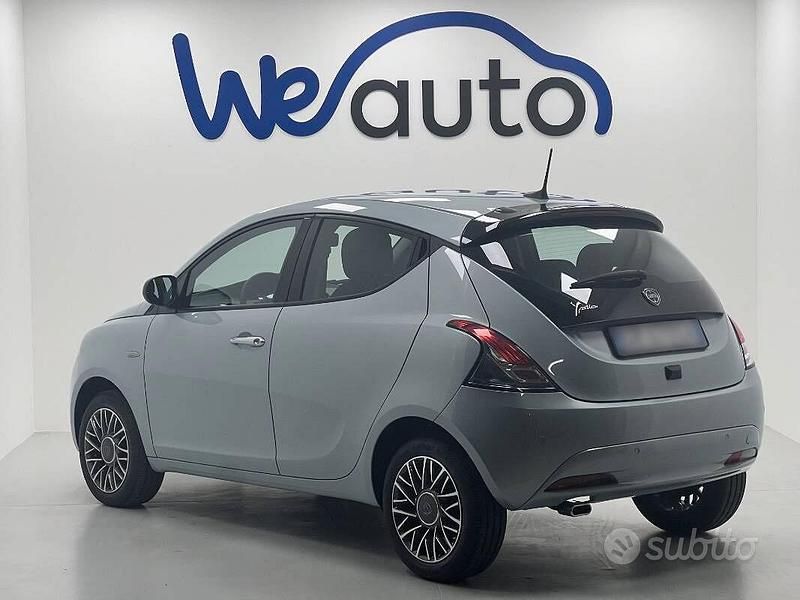 Usata Lancia Ypsilon Gold 69 CV (50 kW) 2023 Other Utilitaria