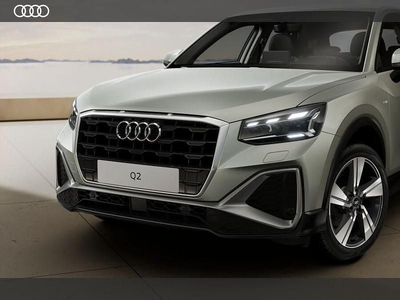Nuova Audi Q2 S-Line 150 CV (110 kW) 2026 Argento cavo metallizzato SUV