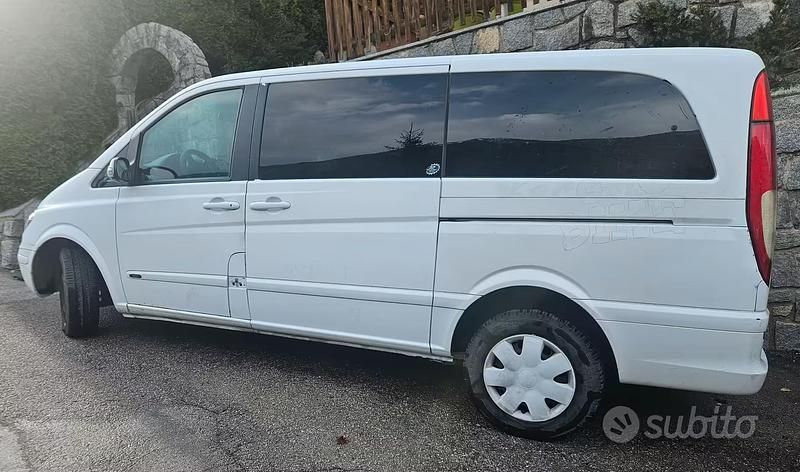 Usata Mercedes Viano 2006 Bianco Monovolume