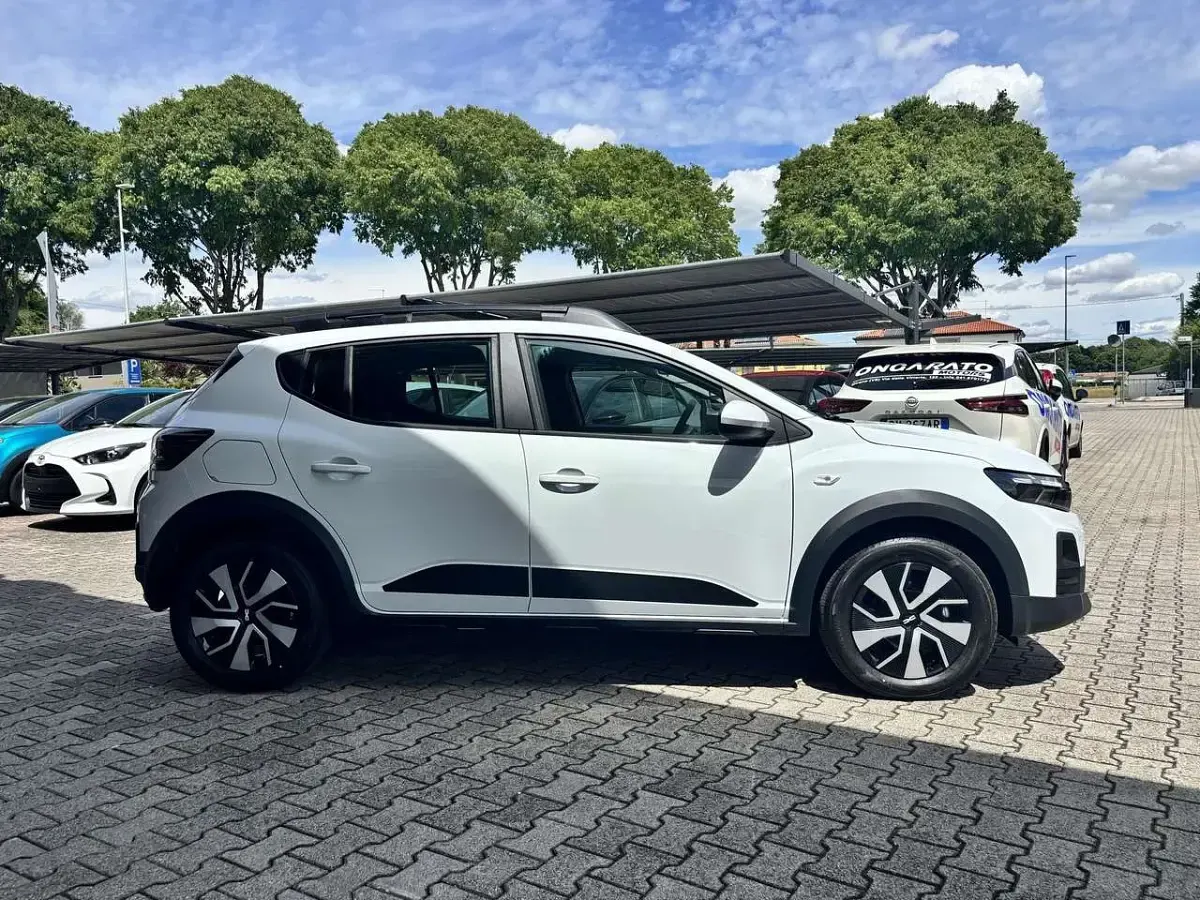Nuova Dacia Sandero Expression 122 CV (89 kW) 2026 Bianco SUV