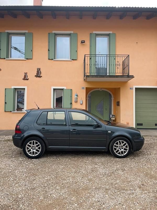 Usata VW Golf 90 CV (66 kW) 2001 Grigio Monovolume