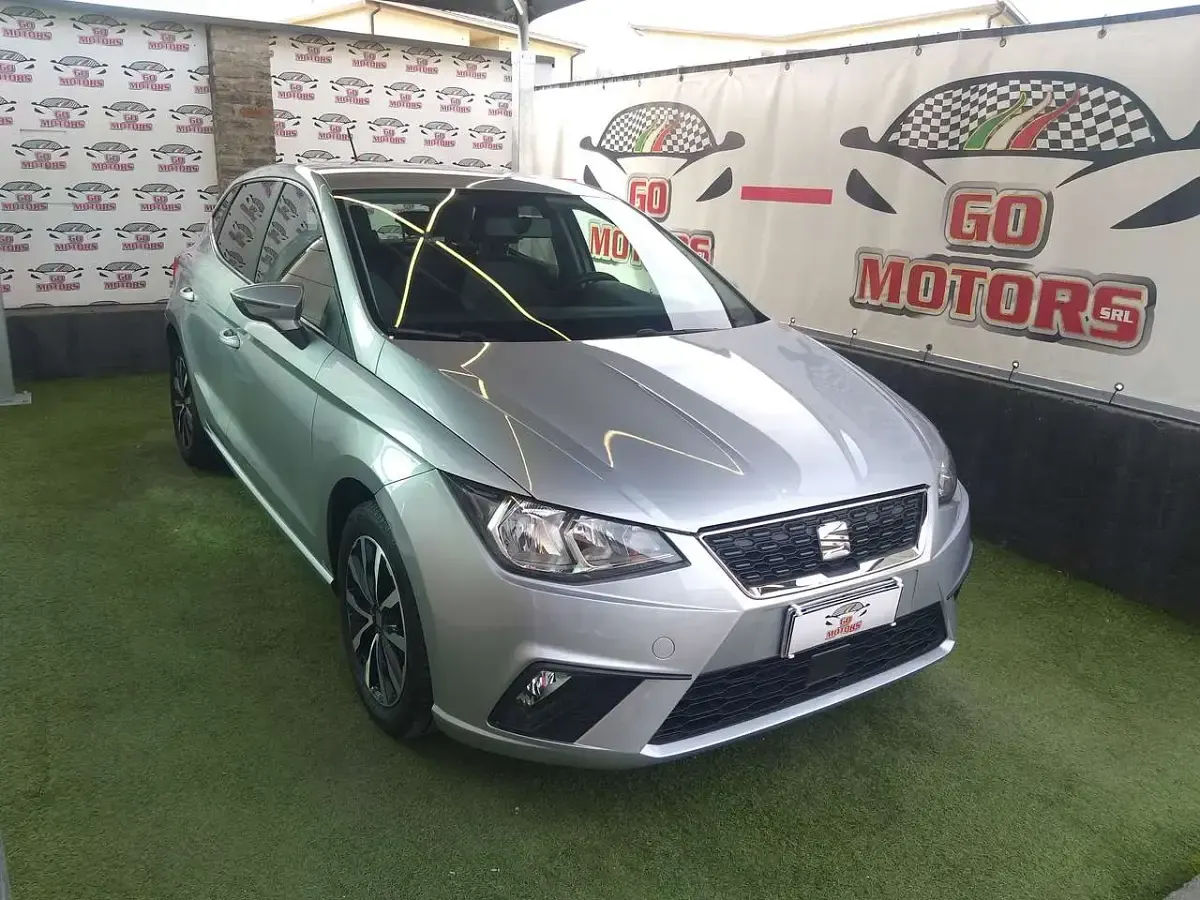 Usata Seat Ibiza Style 95 CV (69 kW) 2019 Argento Utilitaria