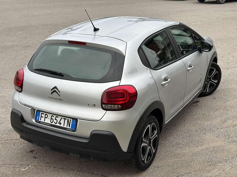 Usata Citroën C3 Shine 82 CV (60 kW) 2018 Argento Utilitaria