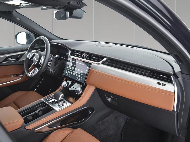 Usata Jaguar F-Pace R-Dynamic 204 CV (150 kW) 2023 Santorini black SUV