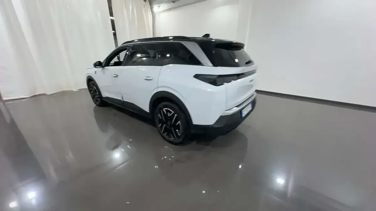 Usata Peugeot 5008 GTi 136 CV (100 kW) 2025 Bianco SUV