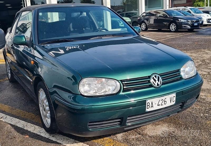 Verde Usata 1998 VW Golf Cabriolet Cabrio | 4500 € (Buon prezzo) - Immagine 1/4