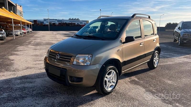 Usata Fiat Panda Dynamic 60 CV (44 kW) 2009 Beige Utilitaria