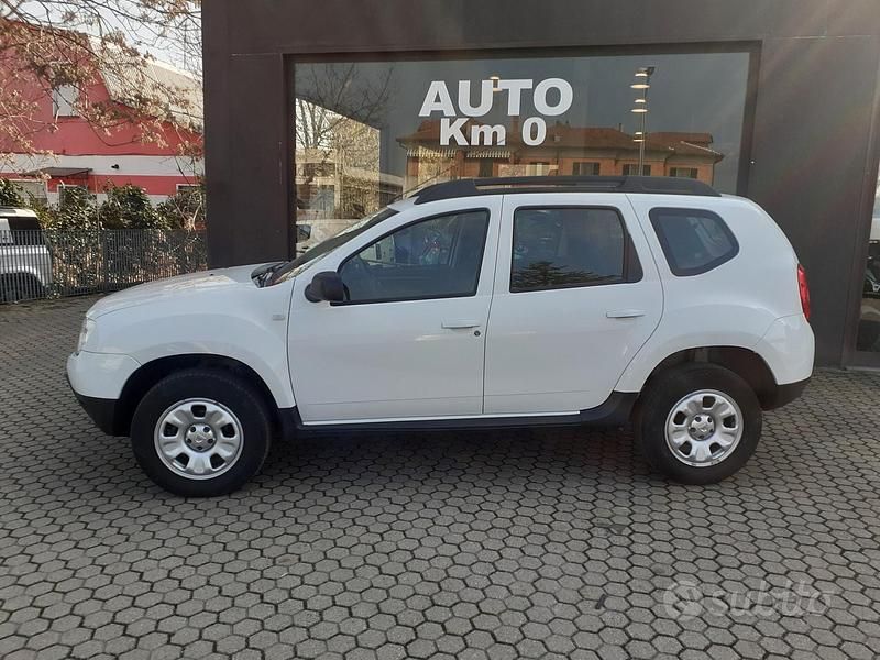Usata Dacia Duster Lauréate 110 CV (80 kW) 2012 Bianco SUV
