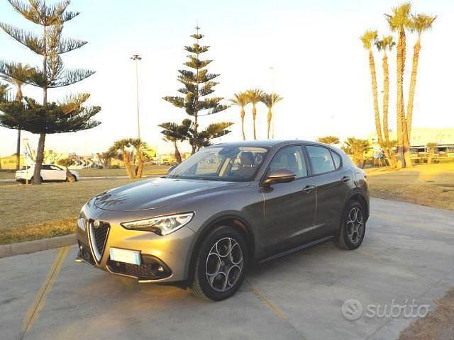 Usata Alfa Romeo Stelvio 2017 Grigio SUV
