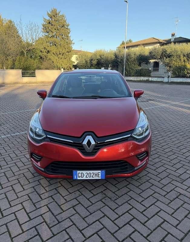 Usata Renault Clio V Intens 90 CV (66 kW) 2021 Berlina