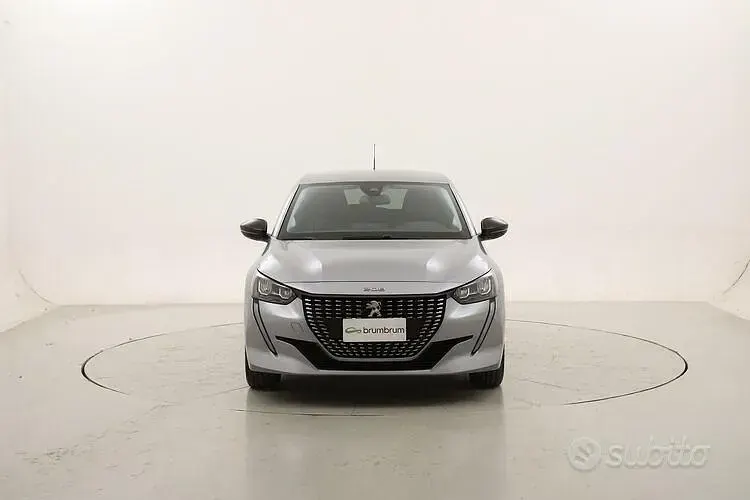 Usata Peugeot 208 Allure 101 CV (74 kW) 2022 Grigio Utilitaria