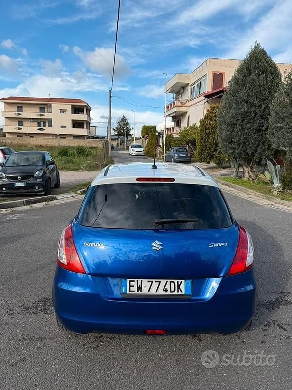 Usata Suzuki Swift Cool 94 CV (69 kW) 2014 Blu Utilitaria