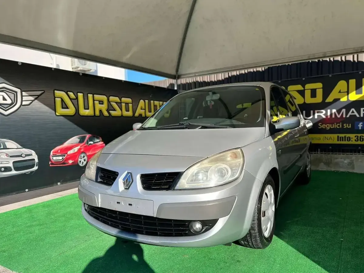 Usata Renault Scenic E-Tech 98 CV (72 kW) 2007 Argento Monovolume