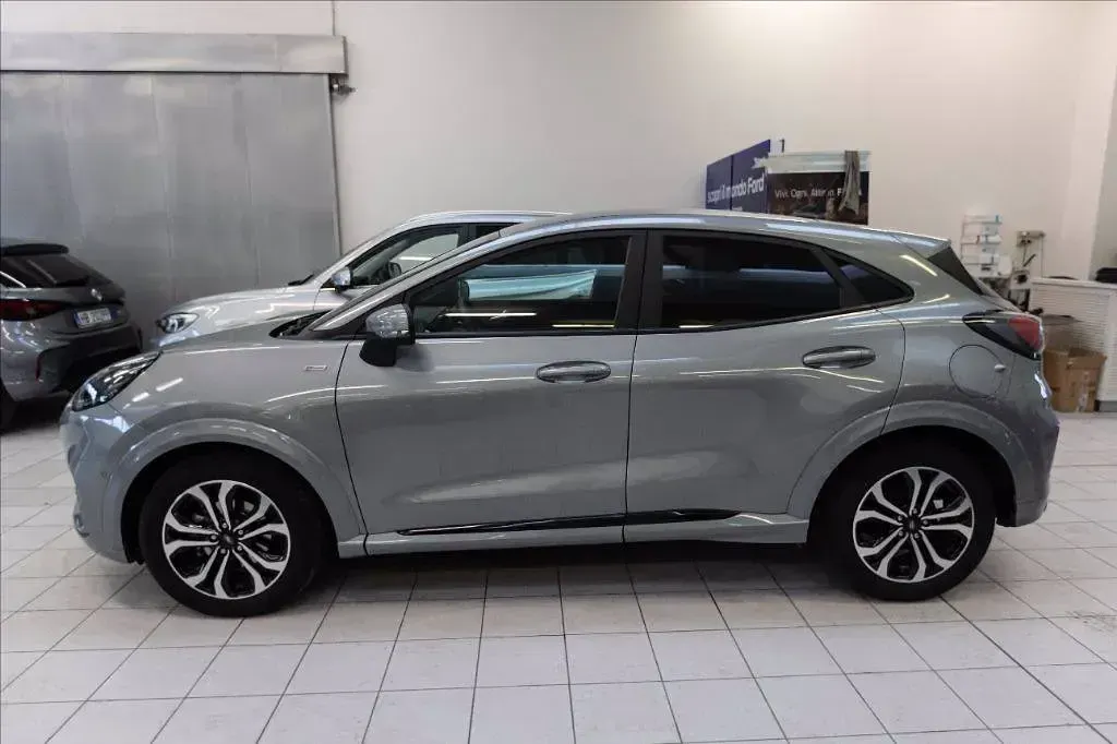 Usata Ford Puma ST-Line 125 CV (91 kW) 2023 Grigio metallizzato SUV