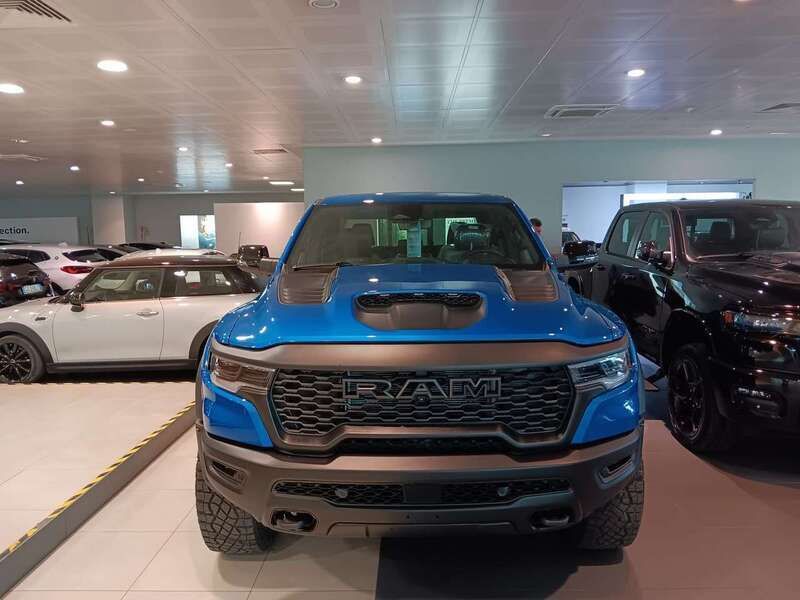 Nuova RAM 1500 540 CV (397 kW) 2025 Blu Pick-up