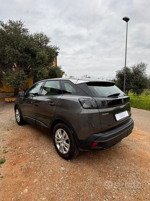 Usata Peugeot 3008 Business-Line 130 CV (95 kW) 2021 SUV