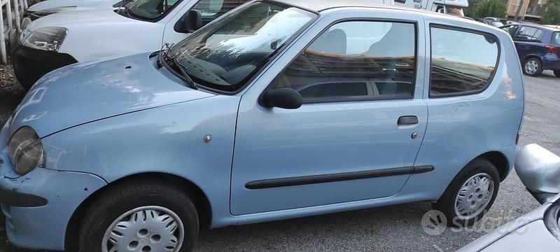 Usata Fiat 600 2001 Blu Berlina