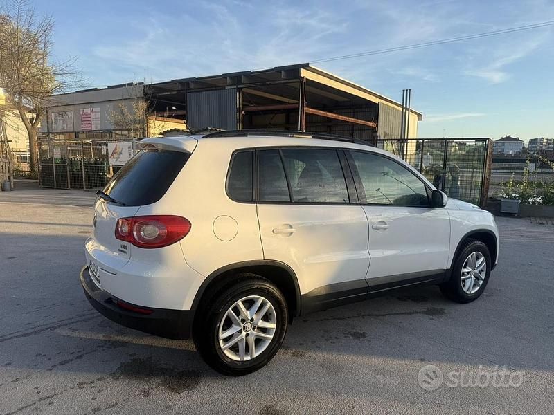 Usata VW Tiguan 150 CV (110 kW) 2011 Bianco SUV