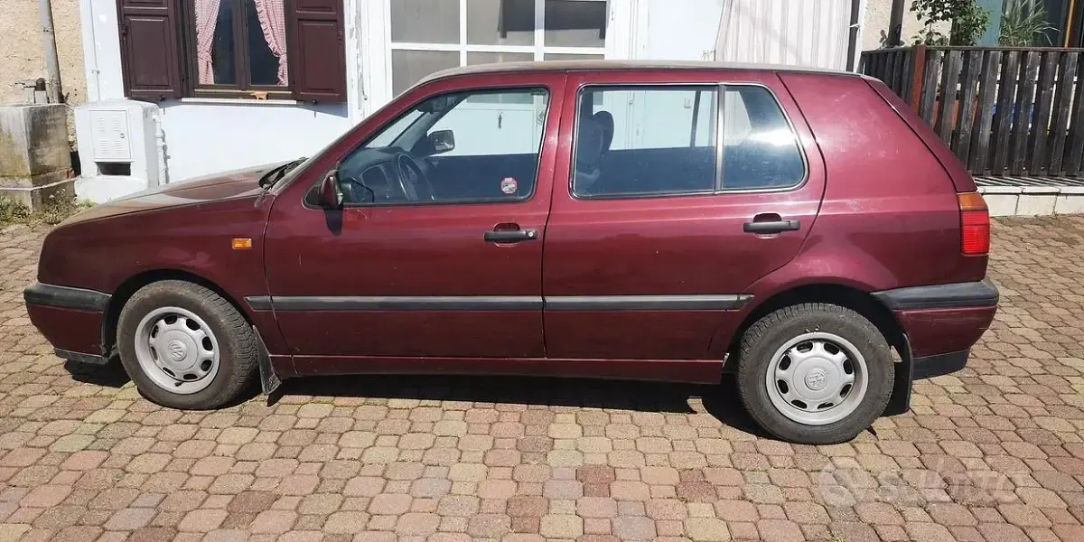 Usata VW Golf III 54 CV (39 kW) 1992 Marrone Utilitaria