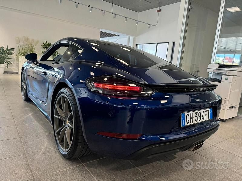 Usata Porsche 718 Cayman Sport 300 CV (220 kW) 2018 Blu Coupé