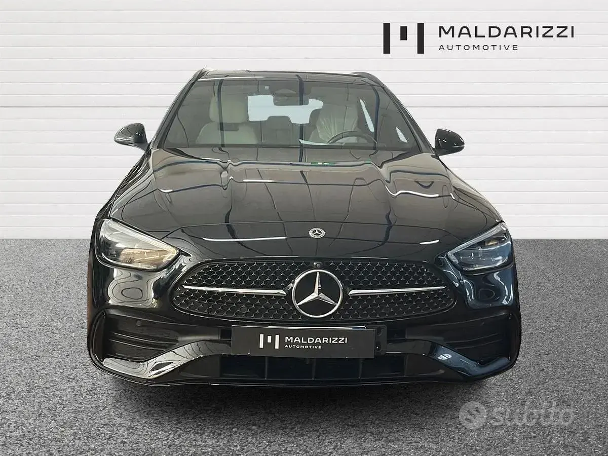 Usata Mercedes 300 AMG Line Premium 265 CV (194 kW) 2023 Nero Station wagon