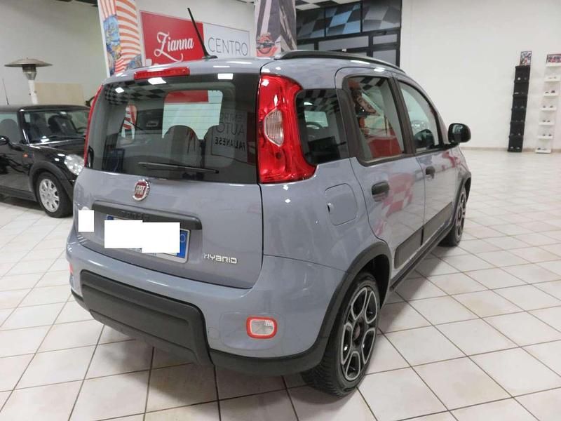Begagnad Fiat Panda City Life 69 HK (50 kW) 2022 Vit Halvkombi