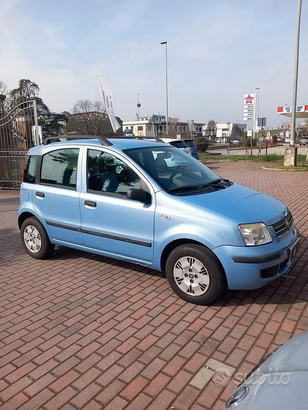 Usata Fiat Panda Dynamic 60 CV (44 kW) 2007 Blu/azzurro Utilitaria