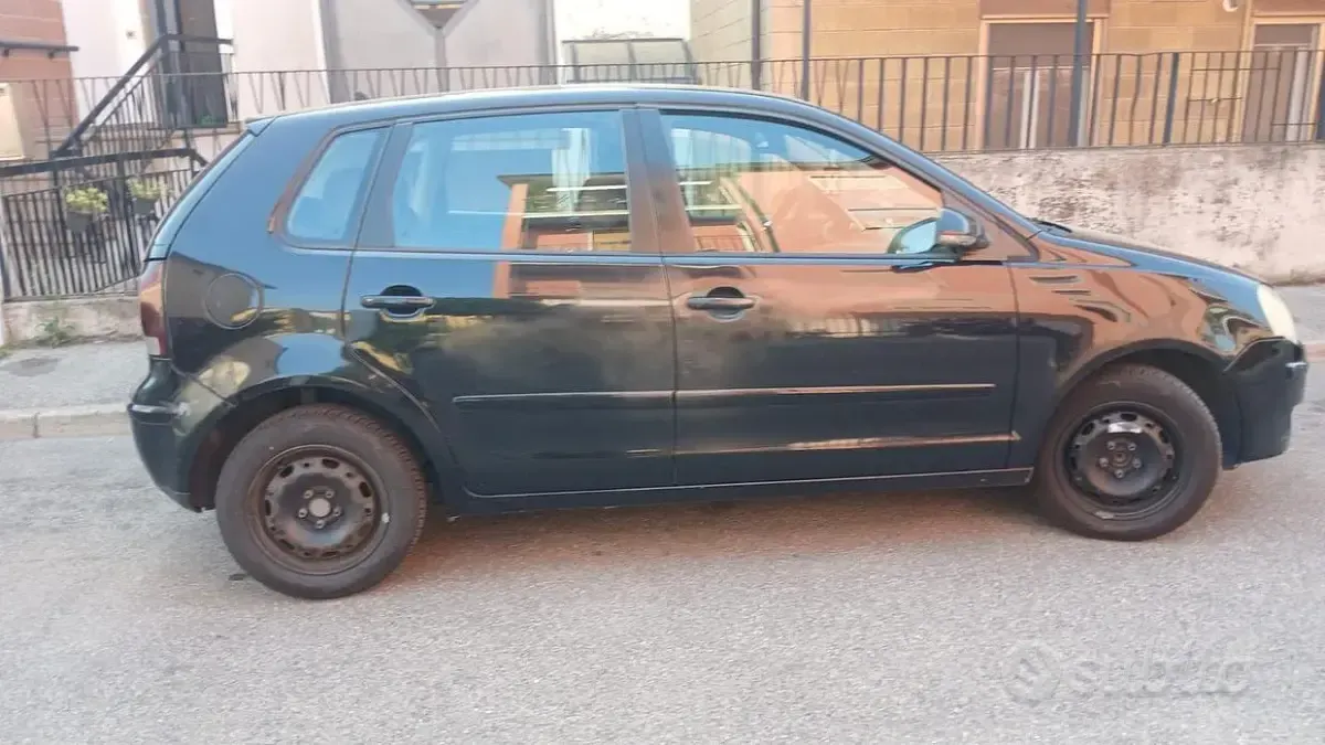 Usata VW Polo 75 CV (55 kW) 2007 Nero Berlina
