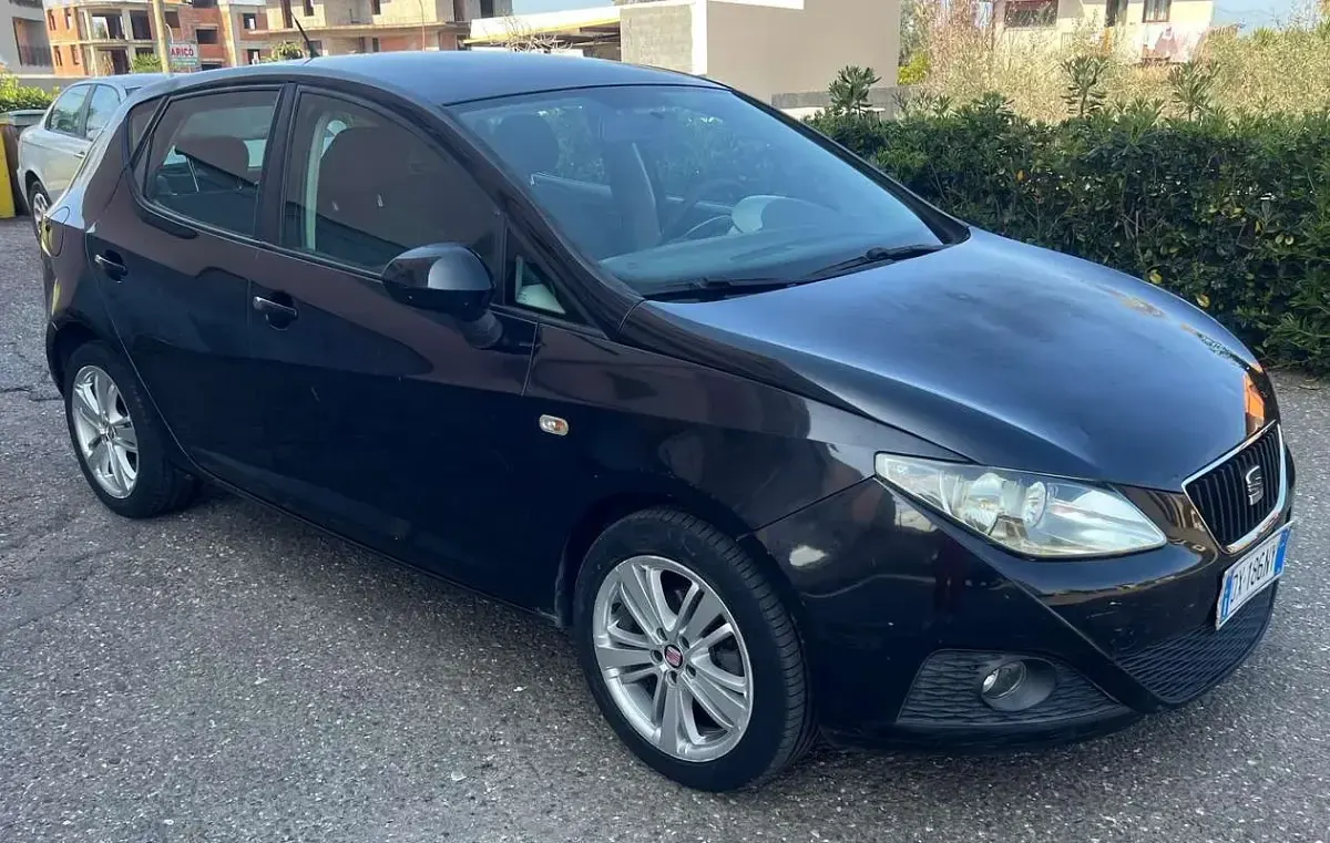 Usata Seat Ibiza Style 90 CV (66 kW) 2009 Nero Berlina