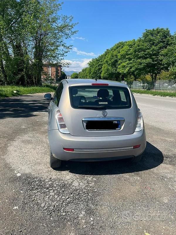 Usata Lancia Ypsilon 2010 Utilitaria