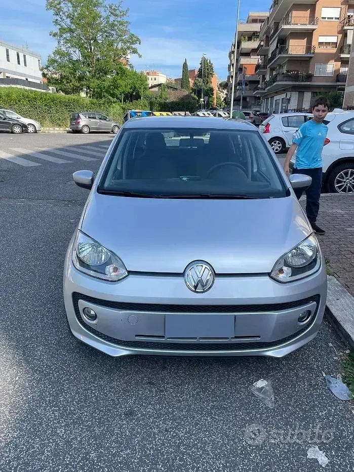 Usata VW up! 68 CV (50 kW) 2013 Grigio Utilitaria