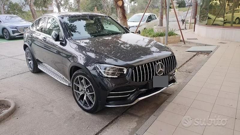 Usata Mercedes GLC300 Premium Plus 245 CV (180 kW) 2020 Nero Coupé