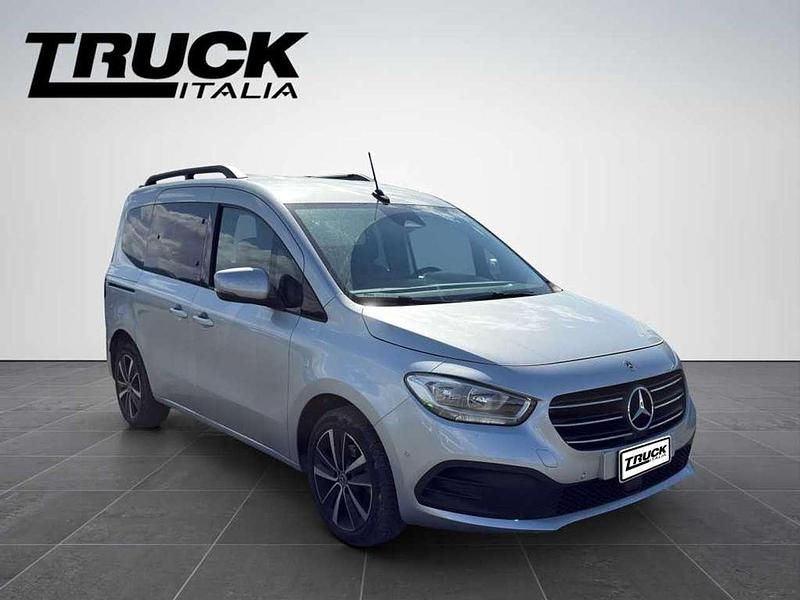 Usata Mercedes 180 116 CV (85 kW) 2023 Argento Berlina