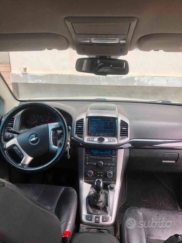 Usata Chevrolet Captiva 184 CV (135 kW) 2010 Bianco SUV