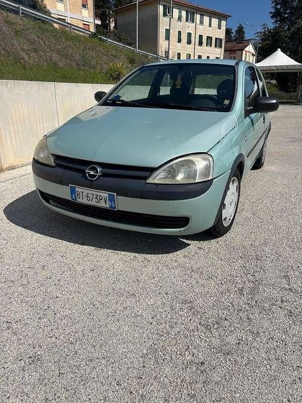 Usata Opel Corsa Sport 75 CV (55 kW) 2001 Verde Utilitaria