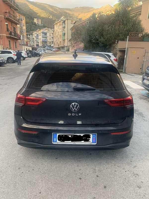 Usata VW Golf VIII Life 110 CV (80 kW) 2021 Nero Berlina
