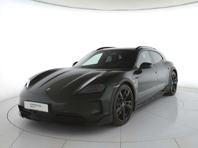 Usata Porsche Taycan Cross Turismo 163 kW (222 CV) 2024 Oak green neo metallizzato Station wagon